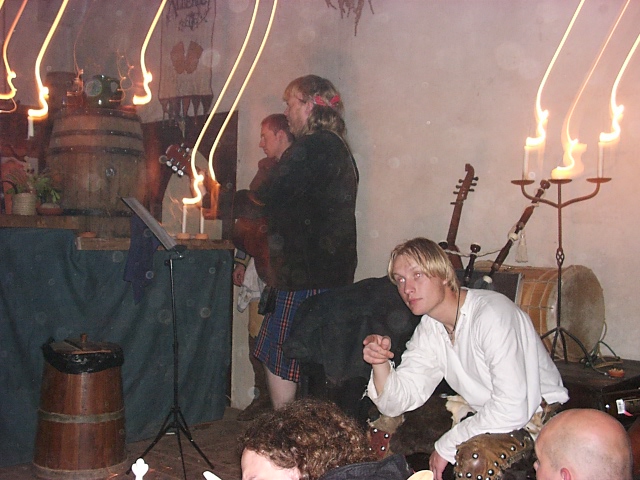 Ein Horn 4